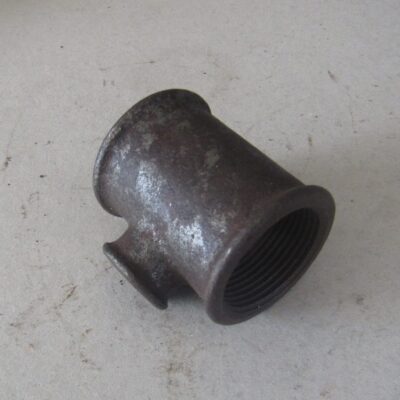 Тройник 1 1/4"x1/2" метален