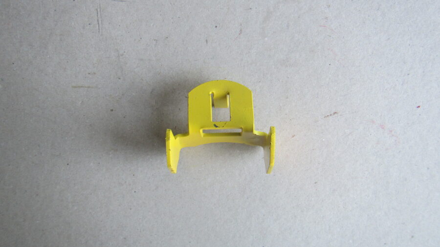 Носач за пружина подбирач New holland 265/270/366 - Image 6