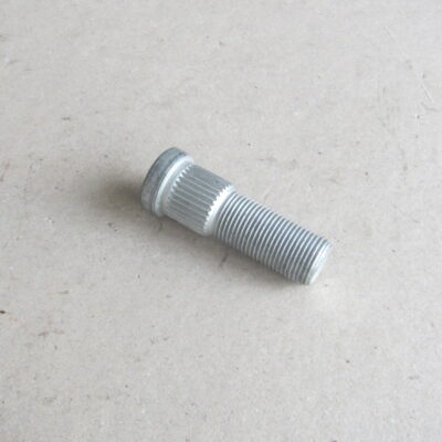 Болт джанта М18 L58mm John Deere ER084911