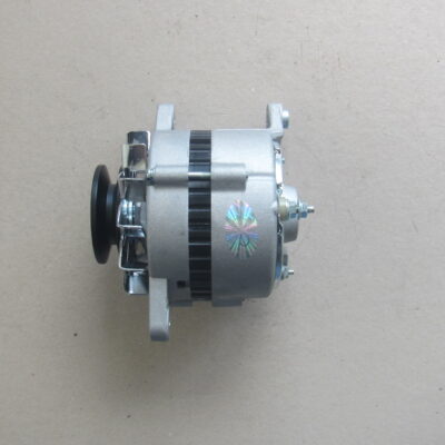 Динамо 14V 35A за трактори KUBOTA 15763-64012, 15763-64010, 15471-64011, 15411-64010 и GEHL