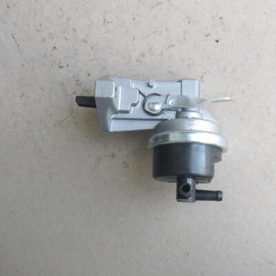 Горивна помпа John Deere DZ120068, RE502513